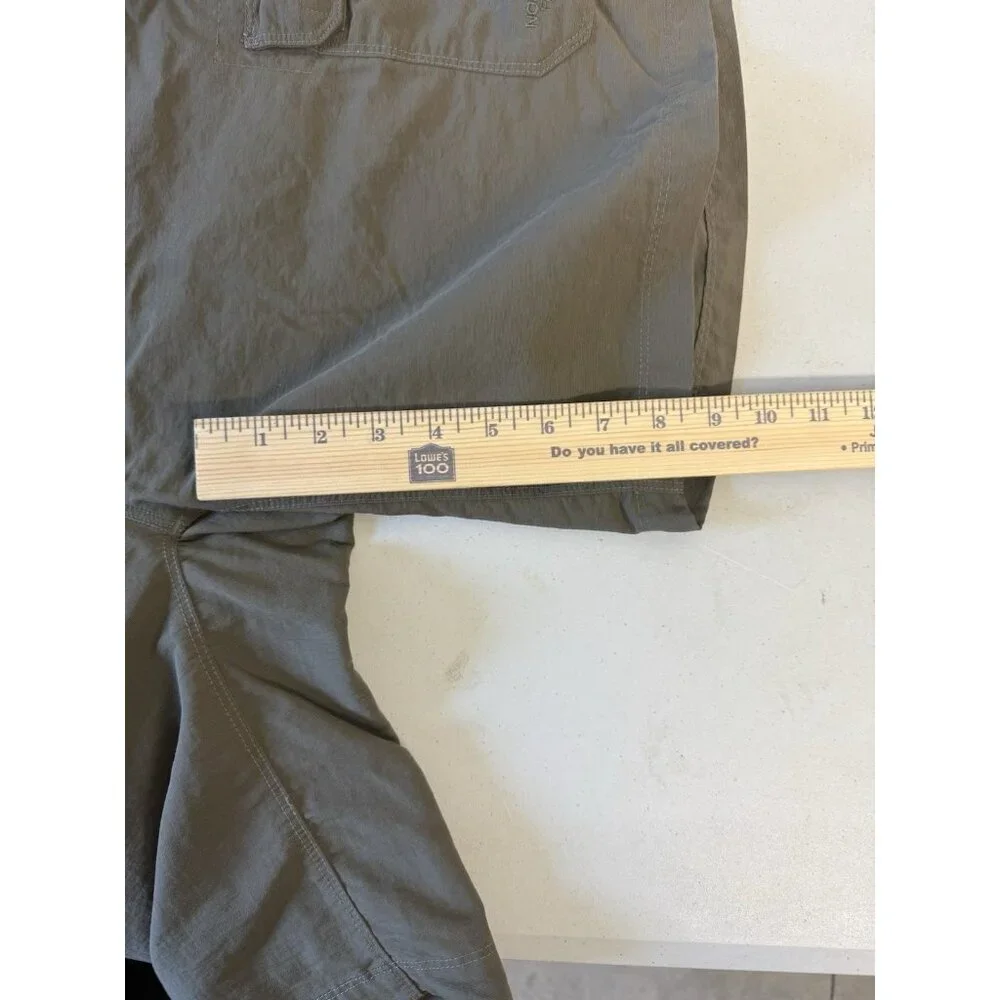 The North Face Cargo Hiking Shorts Men's‎ XL Olive Green